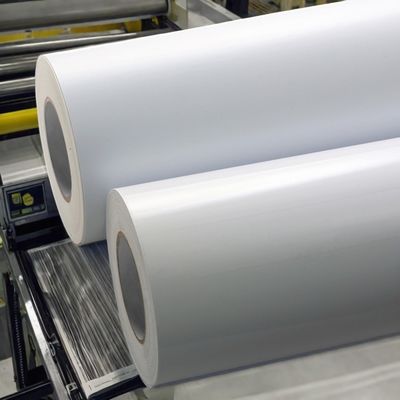 ভালো দাম 80g ভিস্কোসিটি স্থায়ী এক্রাইলিক আঠালো এবং সাদা গ্লাসিন কাগজ দিয়ে লেপযুক্ত কাগজ লেবেল অনলাইন